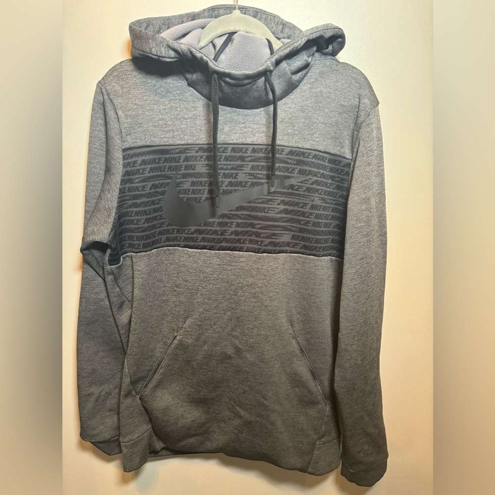 Nike men sweatshirt dri-fit size small, grey and black